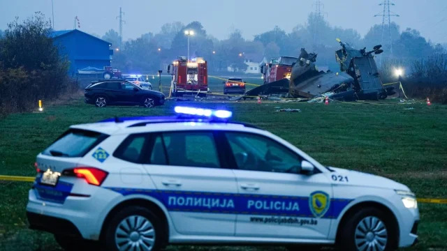 Gyásznapot hirdettek Brčkóban az EUFOR-helikopterbaleset áldozatainak emlékére