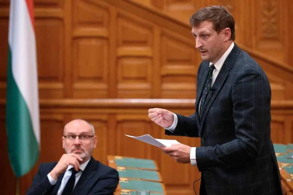 Gyermekvédelmi törvénycsomag vitája az Országgyűlésben