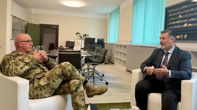 Haderőfejlesztésről és biztonságról egyeztetett a Honvéd Vezérkar