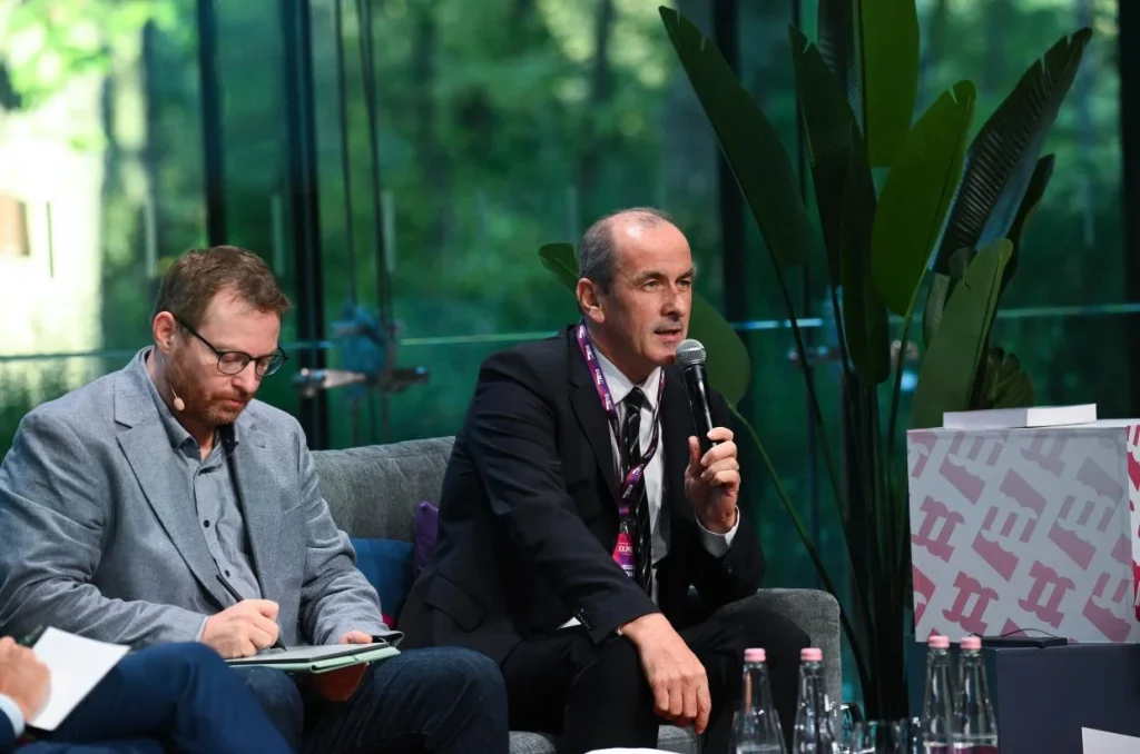 Hegedűs Zsolt: hatékony és értékalapú egészségügy felé szeretne mozdulni a kormány