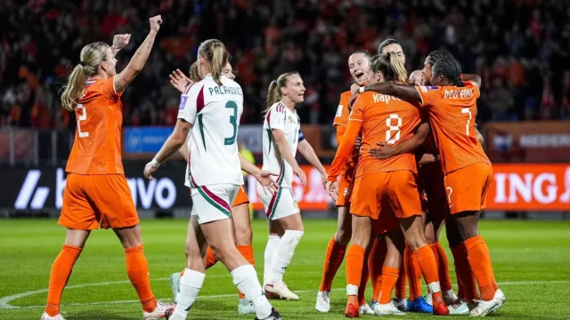 Hollandia kettős győzelemmel jutott tovább a női labdarúgó-vb pótselejtezőjéből