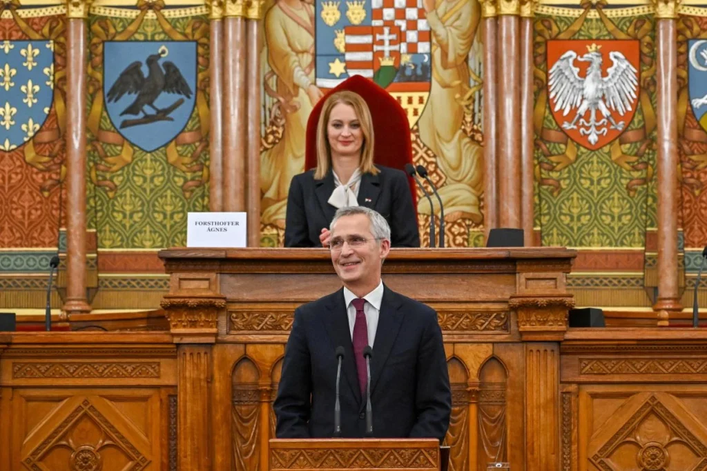 Jens Stoltenberg: 1956 bizonyította, hogy a szabadságvágy legyőzhetetlen