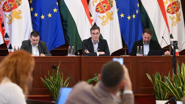 Karácsony Gergely szerint nem a rendkívüli közgyűlés a megfelelő fórum a kerületi vitákra