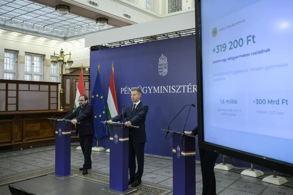 Kármán András: „Megmarad a 13. havi nyugdíj és a 14. havi eddig juttatott része is”