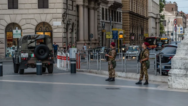 Katonákat vezényelnek Milánóba a zavargások miatt