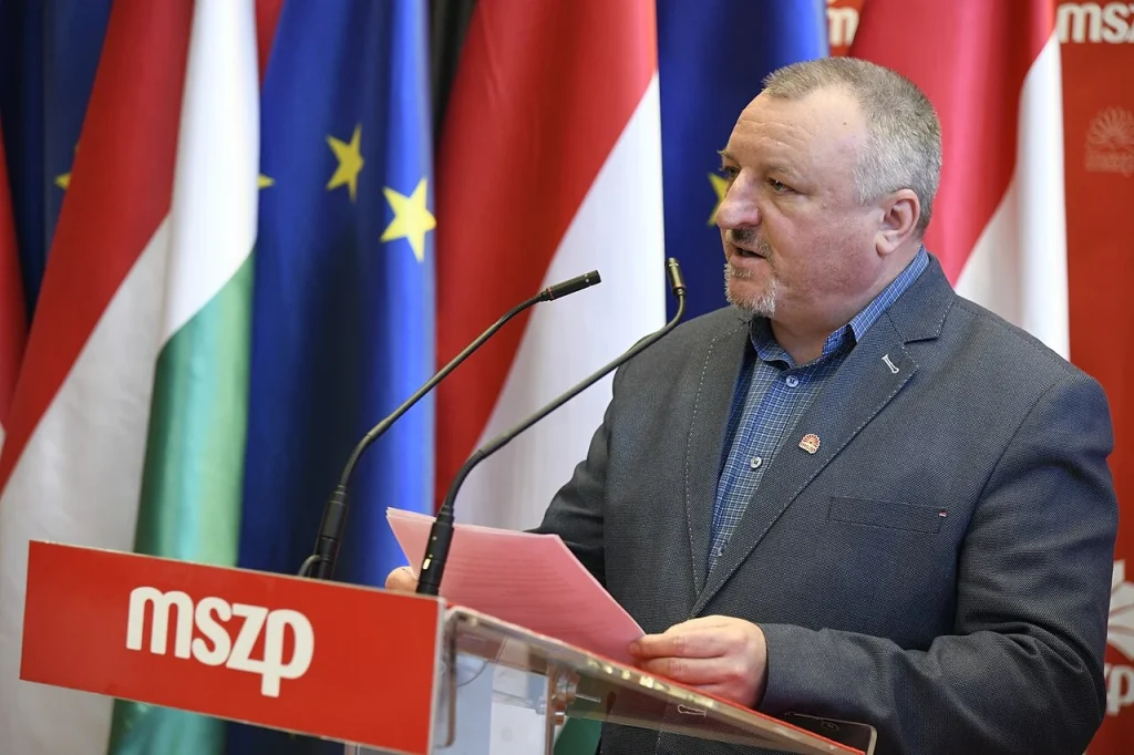 Komjáthi Imre maradt az MSZP elnöke