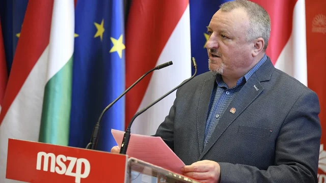 Komjáthi Imre maradt az MSZP elnöke