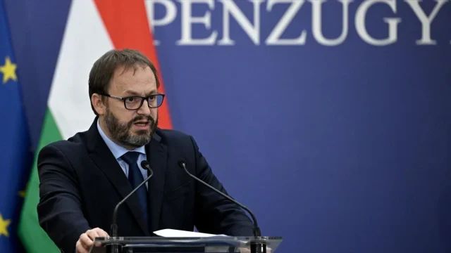 Könnyítéseket vezet be a babaváró hiteleseknek a kormány a 2027-es költségvetésben