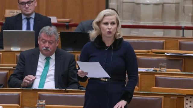 Környezetvédelmi szabályok és magánjogi nyilvántartások módosítása a parlamentben