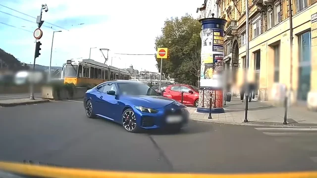 Közúti agresszió és szabálytalan manőverek Budapesten – videóval