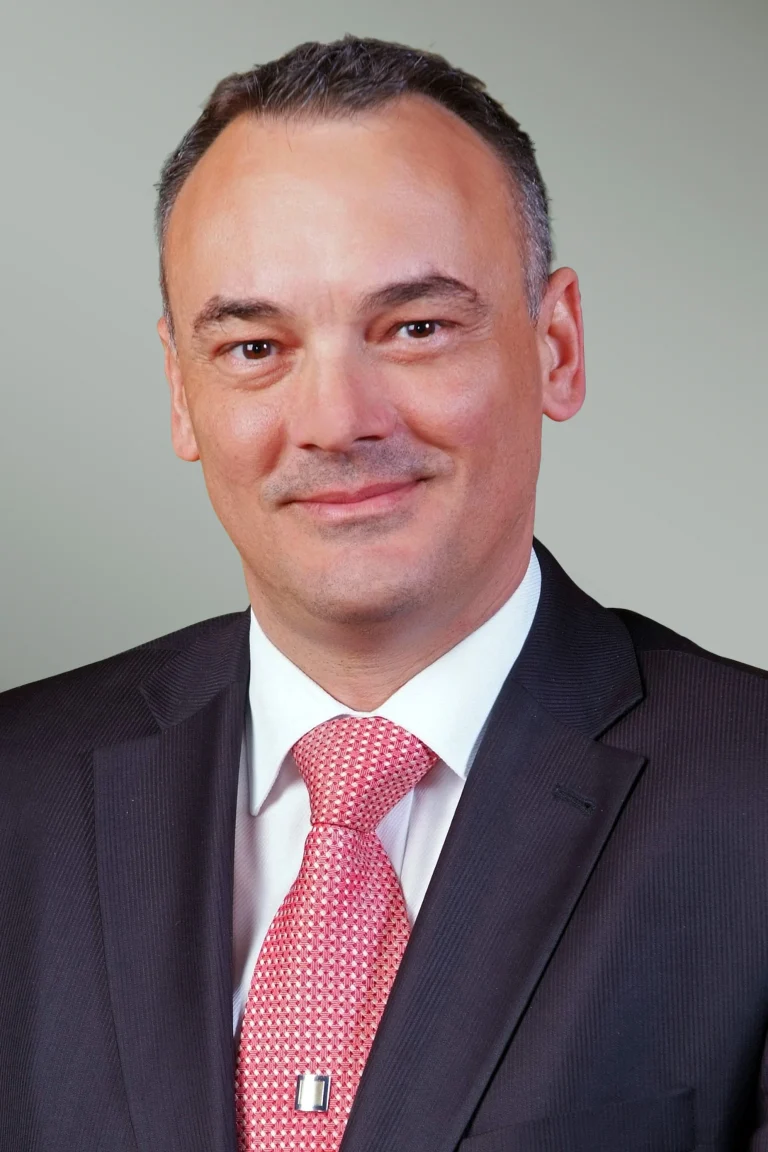 Lemondott győri önkormányzati képviselői mandátumáról Borkai Zsolt