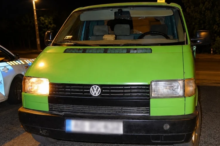 Lopott autóval menekült a rendőrök elől, majd Szőregen elfogták a férfit