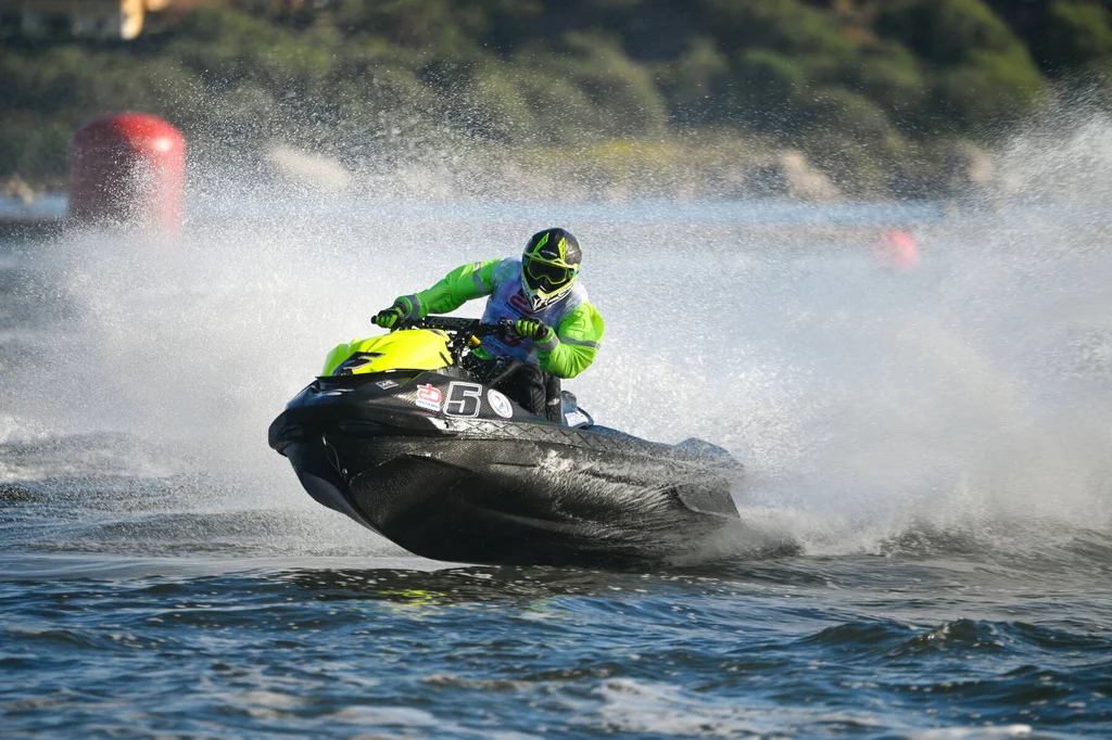 Magyar arany és drámai ezüst a jet-ski-világbajnokságon