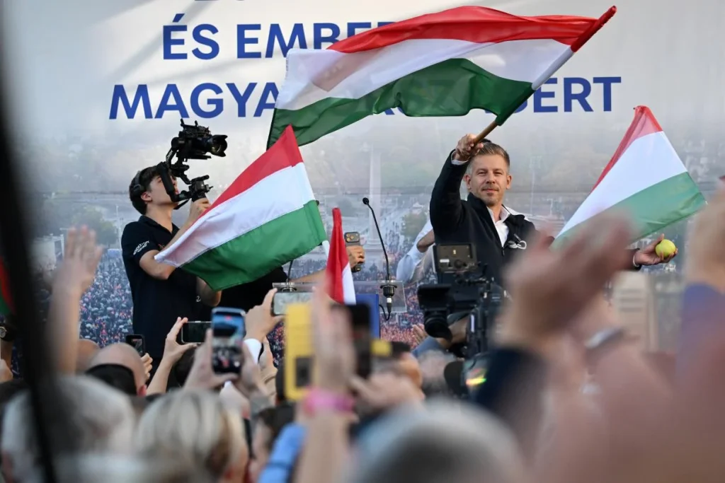 Magyar Péter szerint meg kell fontolni az árrésstop kivezetését