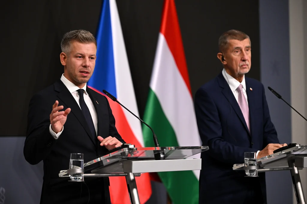 Magyar Péter: Történelmi jelentőségű az első cseh-magyar kormányülés
