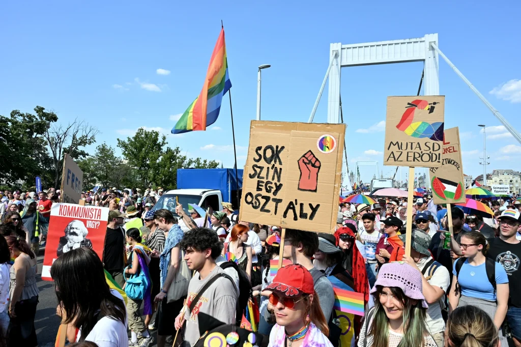 Új időpontban tartják a 32. Budapest Pride felvonulást 2027-ben