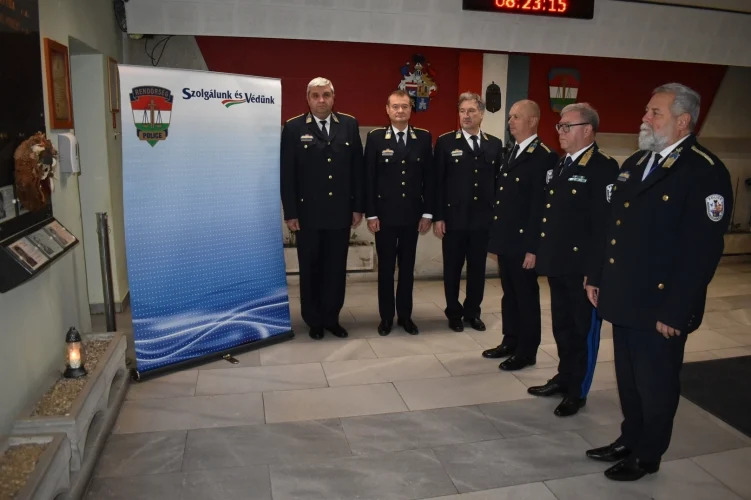 Halottak napja alkalmából emlékeztek meg a Borsod-Abaúj-Zemplén megyei rendőrök