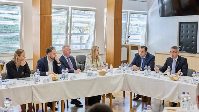 Rendőrségi állapotok és megerősített szolgálat Győrben