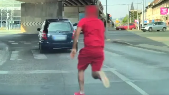 Menekülő autós és súlyos közlekedési balesetek az utakon – videóval