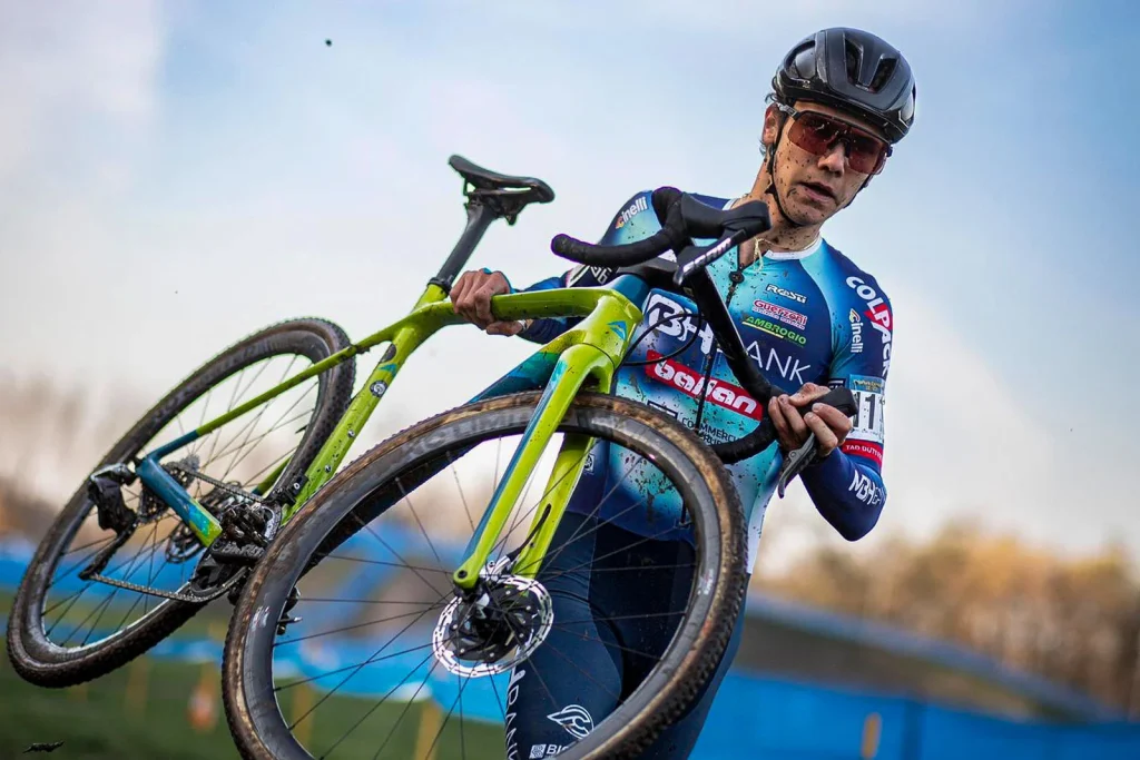 Négy magyar győzelem és számos dobogós hely a hétvégi cyclo-cross versenyeken