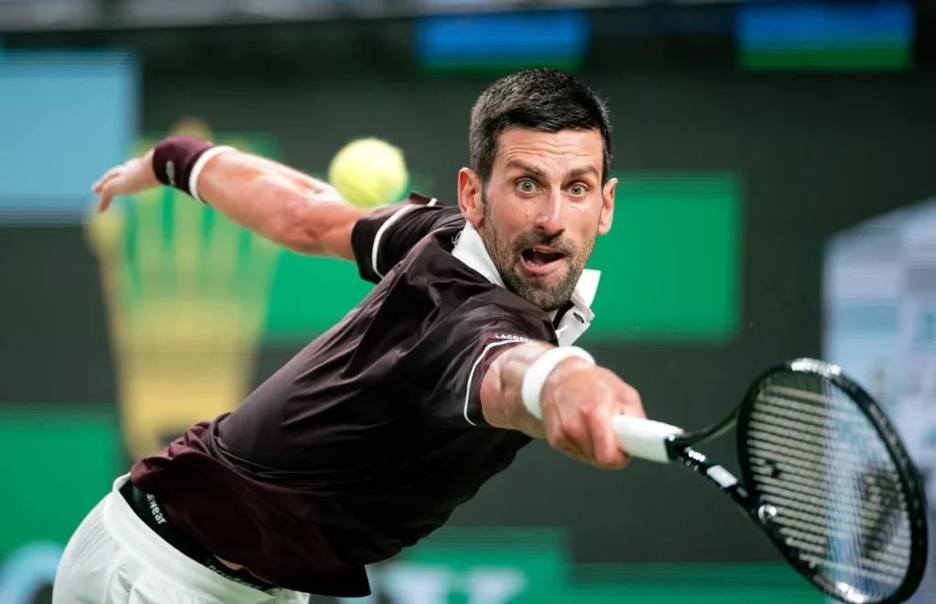 Novak Djokovic 15 év után tér vissza a bázeli tenisztornára