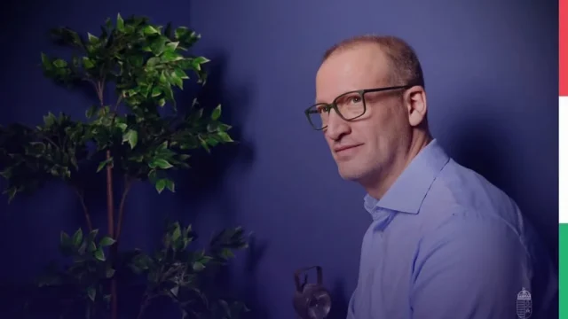 Pedagógusok világnapja: az oktatási rendszer átalakítását ígéri a kormány