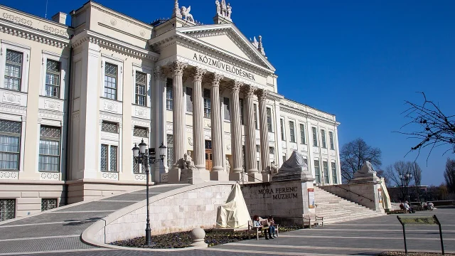 Egy 1956-os Picasso-levéllel bővült a szegedi Móra Ferenc Múzeum kiállítása