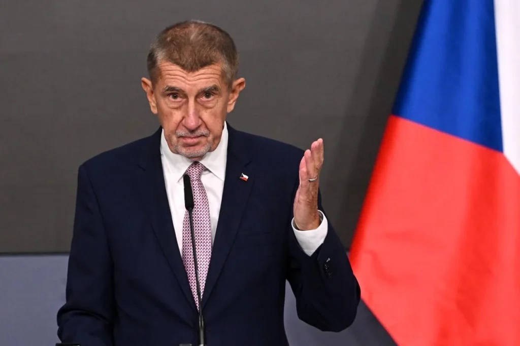 Prágában tartott közös kormányülést Magyarország és Csehország