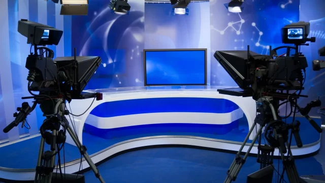 Hatósági razziát tartottak a török Halk TV-nél, leállították az adást