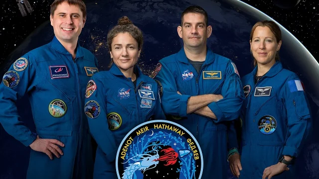 Sikeresen visszatért a Földre a SpaceX Crew-12 űrhajós csapata
