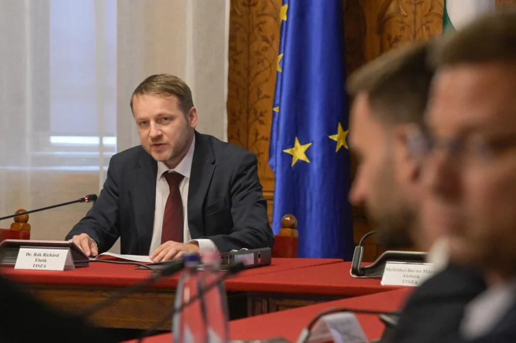 Tárgyalt a törvényalkotási bizottság az egészségügyi kamarákat érintő módosításokról