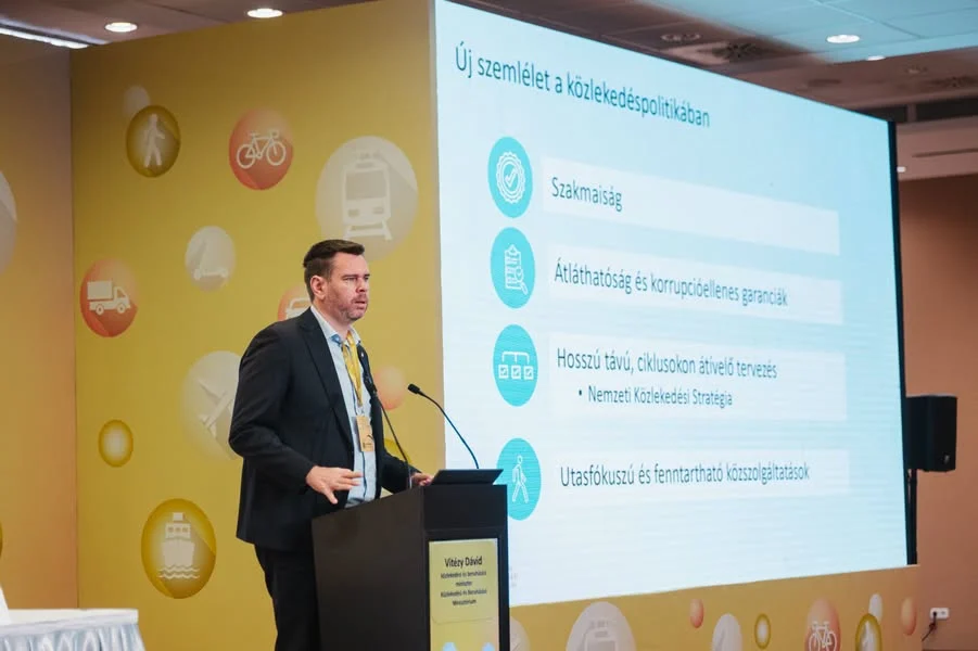 Vitézy Dávid: Jelentős forrásnövelésre van szükség az országos közúthálózat korszerűsítéséhez