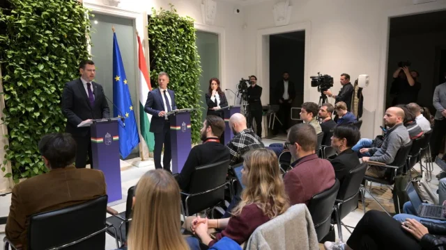 Több mint háromszázezren töltötték ki a kormány közlekedésbiztonsági kérdőívét