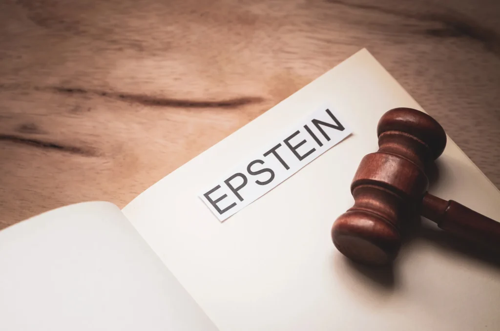 Újabb per indult Jeffrey Epstein egykori segítői ellen Új-Mexikóban