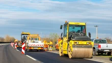 Aláírásgyűjtés indult több Jász-Nagykun-Szolnok vármegyei útszakasz felújításáért