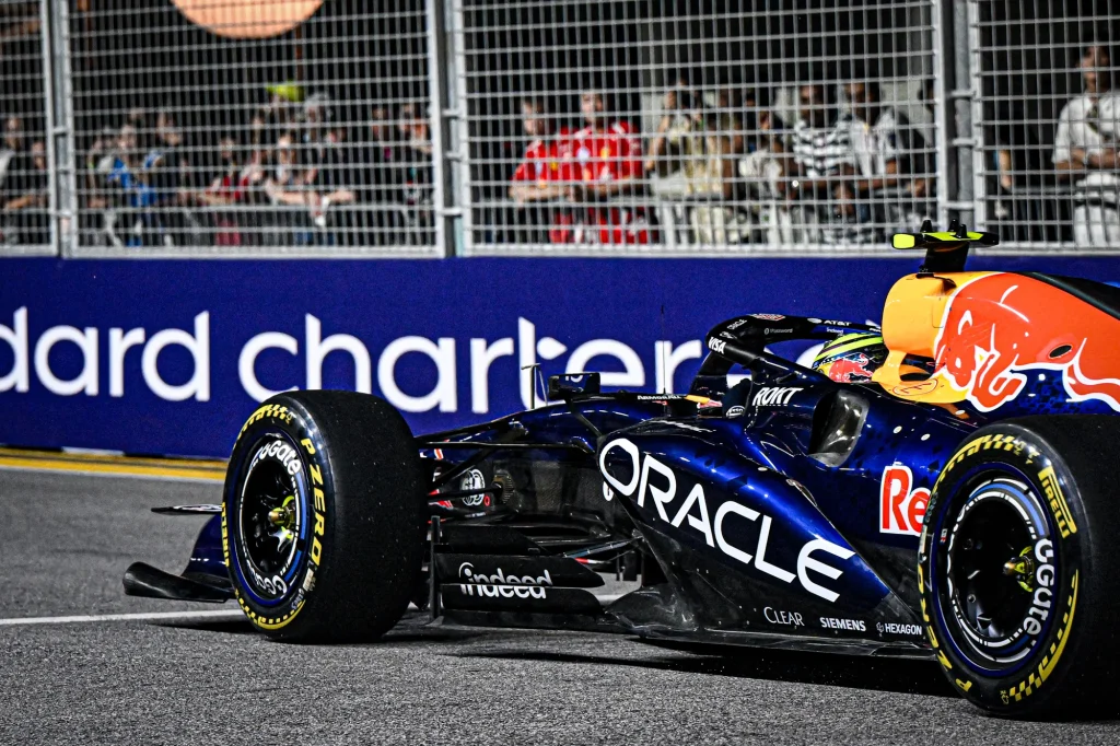 Egyszerűbb és olcsóbb V8-as turbóhibrid motorokat tervez bevezetni a Forma-1