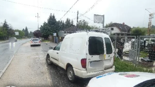 Bódult állapotban, eltiltása alatt okozott balesetet és rongált meg egy autót egy solymári férfi