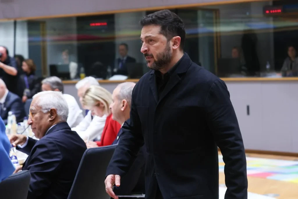 Zelenszkij beleegyezne, hogy a jelenlegi frontvonal mentén állítsák le a harcokat